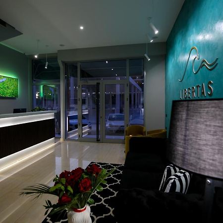 Hotel Libertas Vlorë Exteriér fotografie