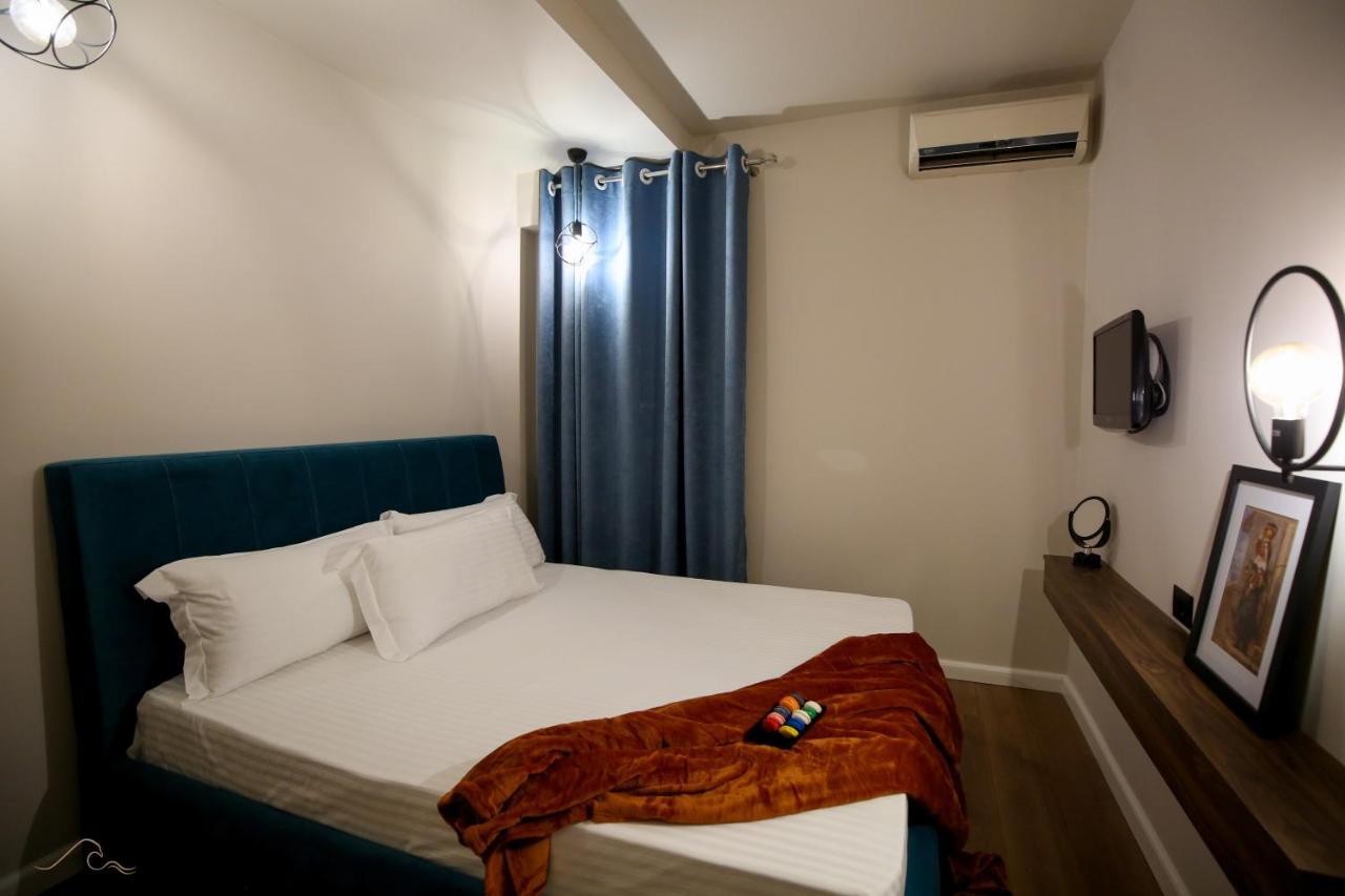Hotel Libertas Vlorë Exteriér fotografie