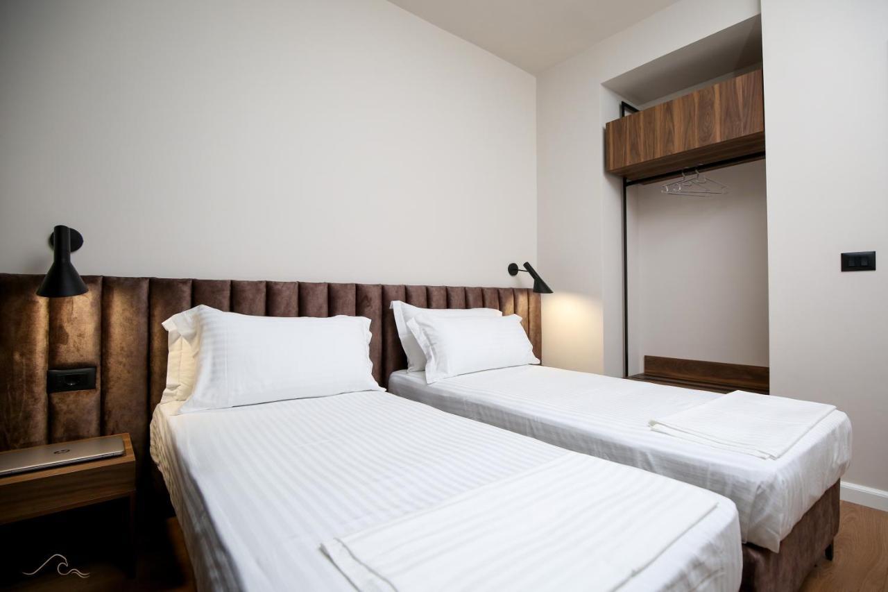 Hotel Libertas Vlorë Exteriér fotografie