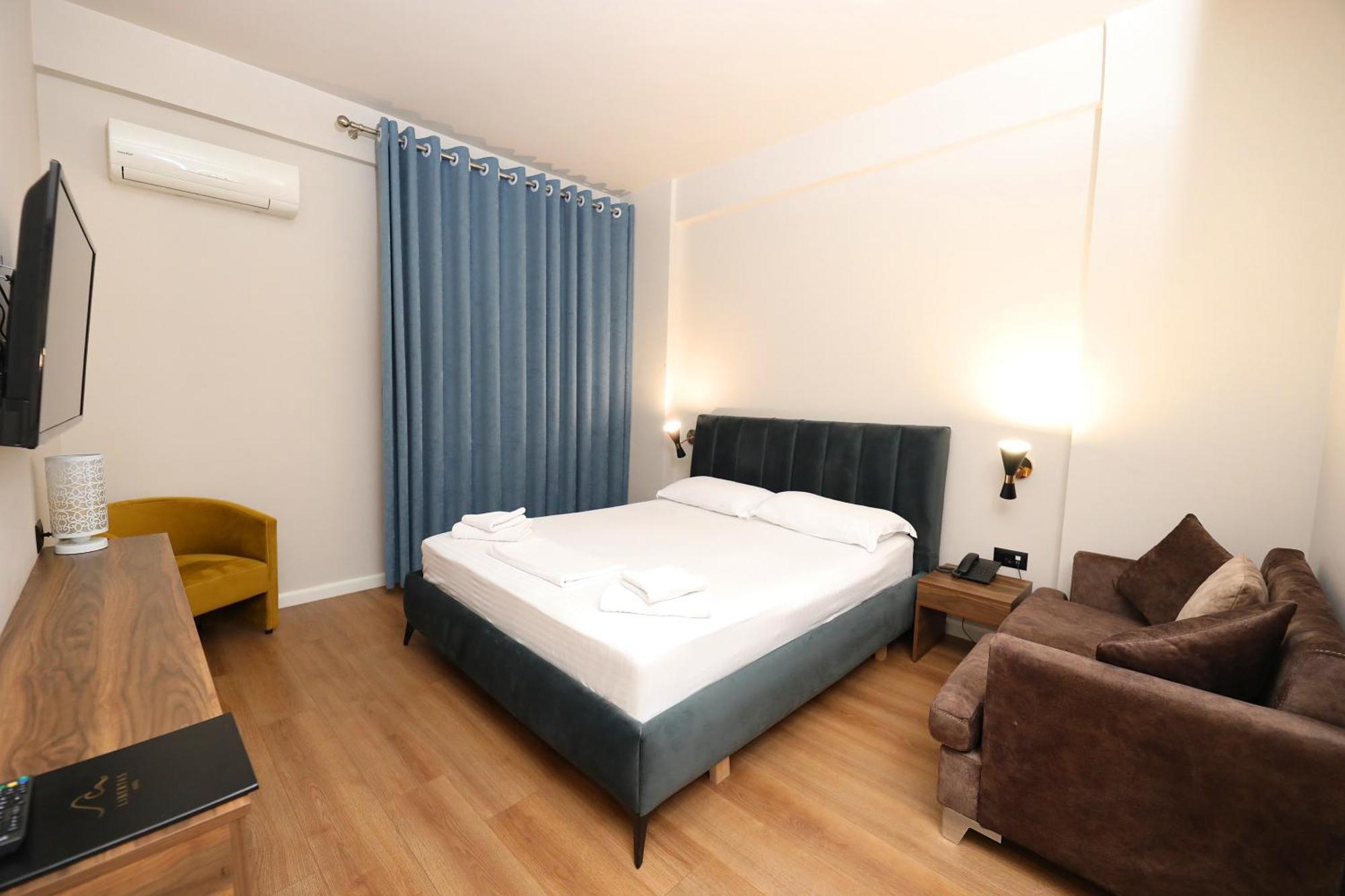 Hotel Libertas Vlorë Exteriér fotografie